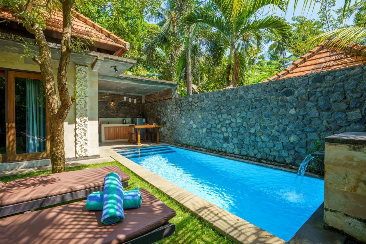 Hotel Coco Garden Kubutambahan  Exterior foto