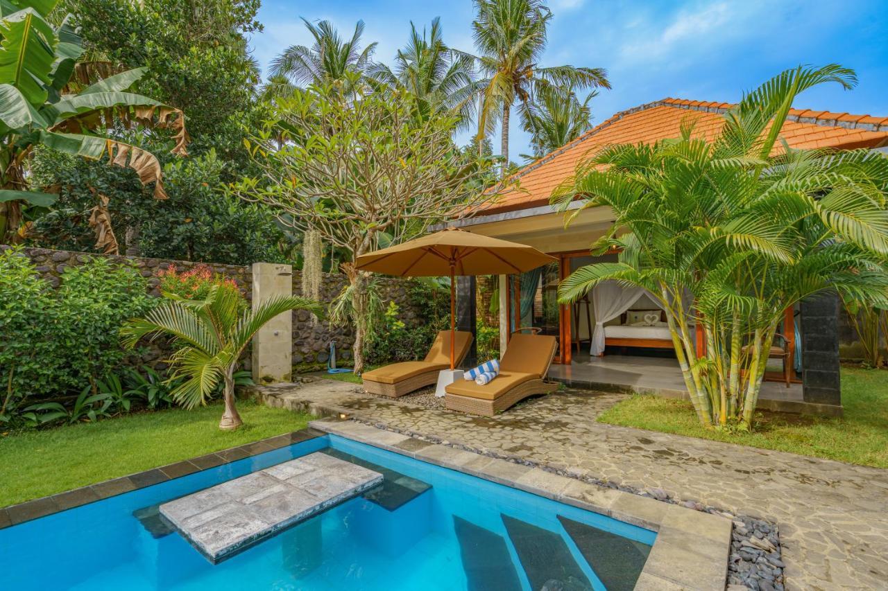 Hotel Coco Garden Kubutambahan  Exterior foto