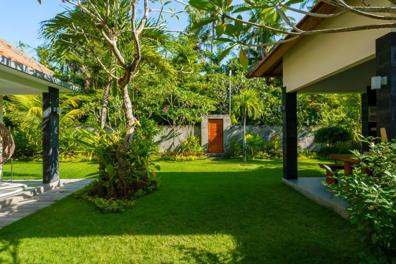 Hotel Coco Garden Kubutambahan  Exterior foto